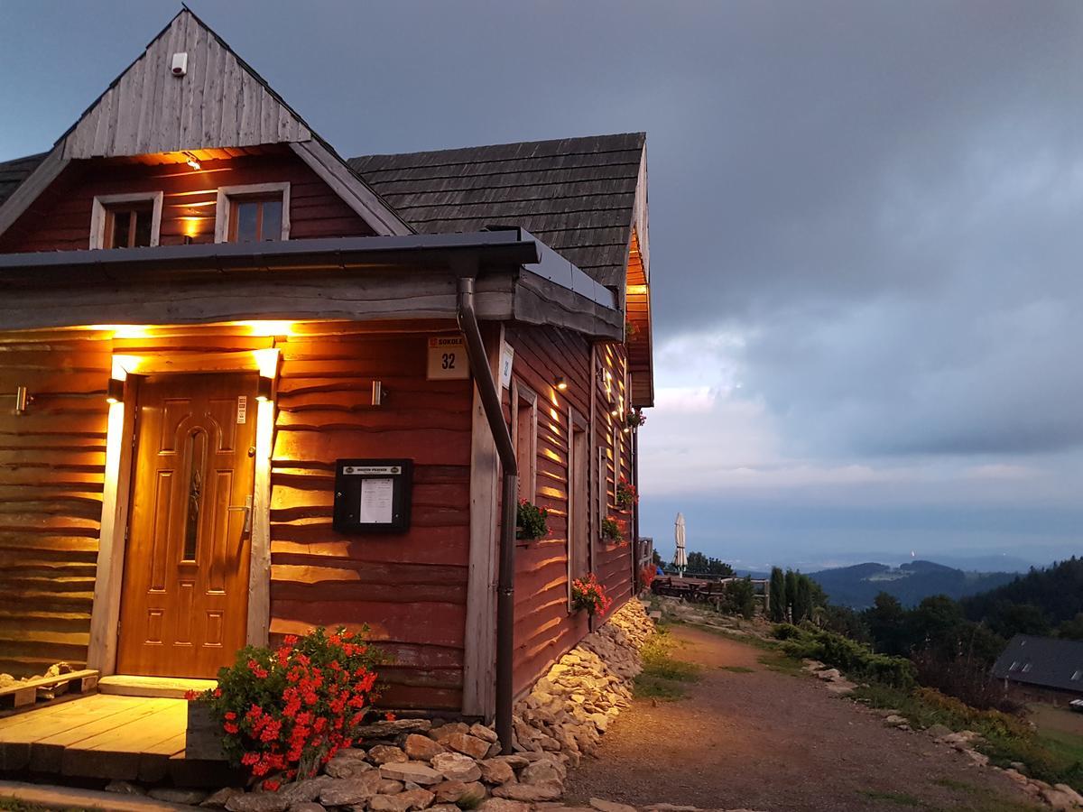 Szyprówka Chata Pod Sową Sokolec Exterior foto